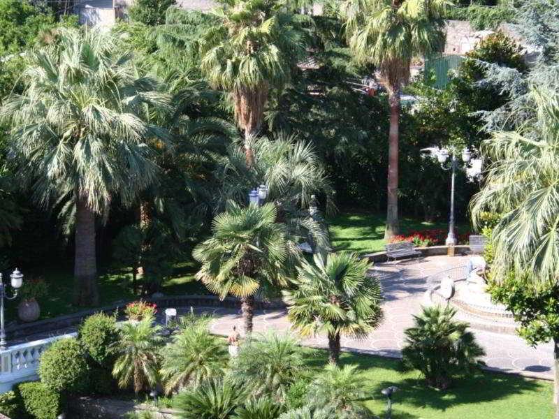 Hotel Grand Parco Del Sole