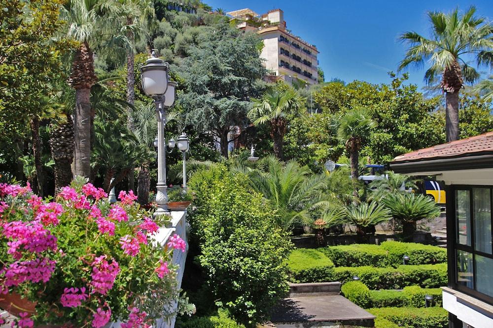 Grand Parco Del Sole 4*